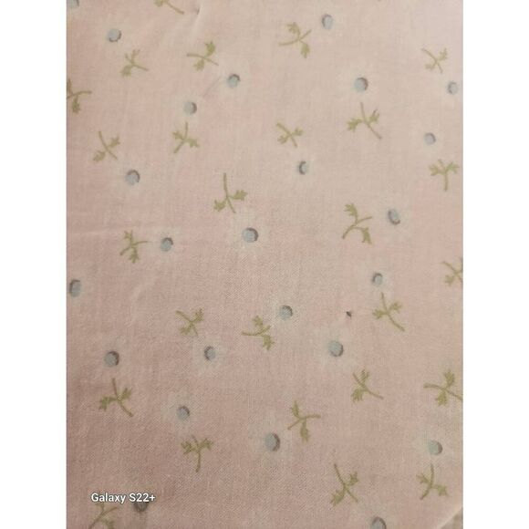 Baby toddler blanket quilt made with vintage fabric- little girl on the telephon - Picture 2 of 8